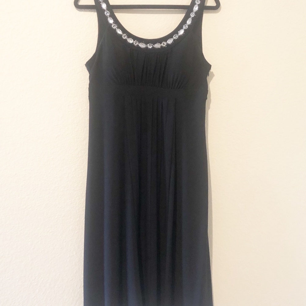 Signature By Sangria Sleeveless Cocktail Dress S10